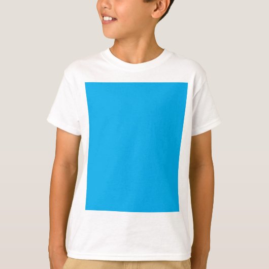 鮮やかなシアンブルーの背景 | 夏のミニマルスタイル Tシャツ (正面)