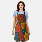 鮮やかなシームレスなワイルドフラワーパターン エプロン (着用した状態)