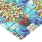 鮮やかなステンドグラスのクリスマスツリーパターン テーブルクロス (アングル)