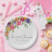 鮮やかなチューリップとグリーン ブライダルシャワー ペーパープレート (パーティー)