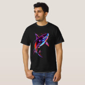 鮮やかなネオンシャークモダンデジタルオーシャン Tシャツ (正面フル)