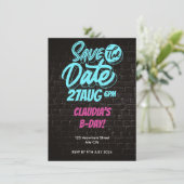 鮮やかなネオンブリックウォール誕生日セーブザデート 招待状 (スタンド正面)