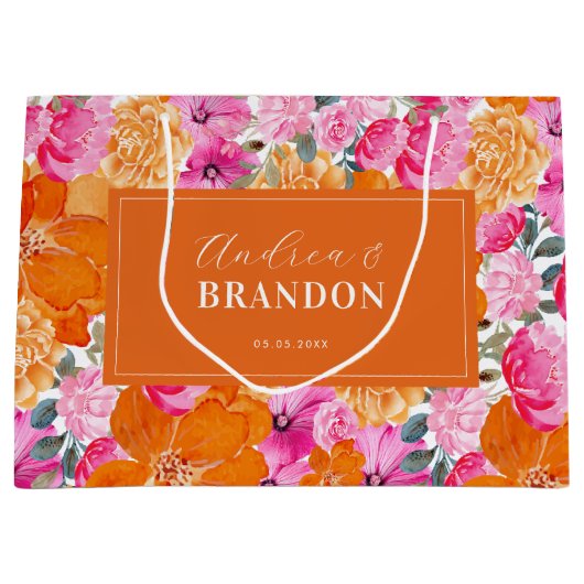 鮮やかなピンクとオレンジのガーデン フラワーネーム ウェディング ラージペーパーバッグ (正面)