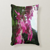 鮮やかなピンクのアジサイと青い空のアクセント枕 アクセントクッション (正面(垂直))