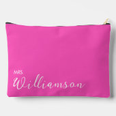 鮮やかなピンクの新婚のMrs アクセサリーポーチ (裏面)