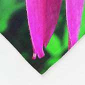 鮮やかなピンクの花 フリースブランケット (角)