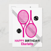 鮮やかなピンクテニスラケットテニス誕生日はがき ポストカード (正面/裏面)