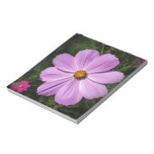 鮮やかなピンク色の花 ノートパッド (回転)