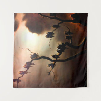 鮮やかなレトロ-木の幽霊 タペストリー