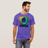鮮やかな孔雀の羽 Tシャツ (正面フル)