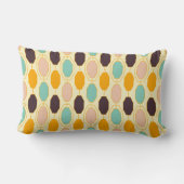 鮮やかな幾何学模様の八角形の列 ランバークッション (裏面)