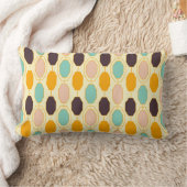 鮮やかな幾何学模様の八角形の列 ランバークッション (ブランケット)