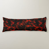 鮮やかな斑点を付けられた赤くおよび黒い炎 ボディピロー (正面)