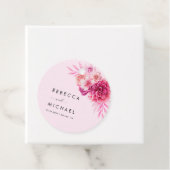 鮮やかな明るいホットピンクの花柄ボタニカルウェディング フェイバータグ (インサイチュ)