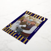 鮮やかな現代的なネイビーブルーの楽しいクリスマス写真 箔シーズンカード (回転した状態)