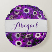 鮮やかな紫の花の写真が美しい花柄のクッション ラウンドクッション (正面)