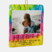 鮮やかな絞り染めメリークリスマススクリプトファミリー写真 セラミックオーナメント (右)