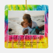 鮮やかな絞り染めメリークリスマススクリプトファミリー写真 セラミックオーナメント (裏面)
