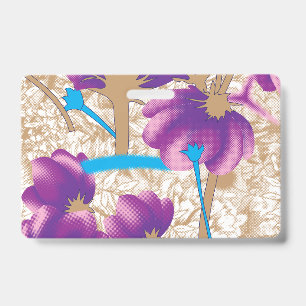 鮮やかな花柄で、紫と青のフ バッジ
