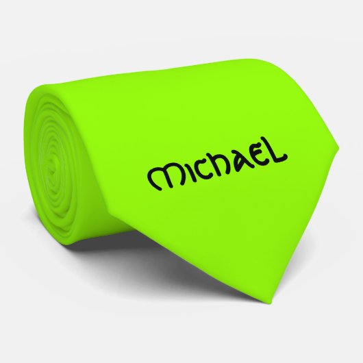 鮮やかな蛍光緑のケルトネーム ネクタイ (ロール)