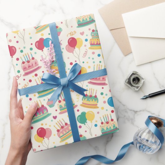 鮮やかな誕生日ケーキと風船の包装紙 ラッピングペーパー (ギフト)