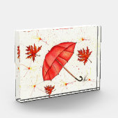 鮮やかな赤い傘と赤葉い水色 フォトブロック (左)