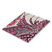 鮮やかな赤とピンを持つ装飾的なペイズリーデザイン タイル (側面)