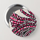 鮮やかな赤とピンを持つ装飾的なペイズリーデザイン 缶バッジ (正面&裏面)