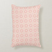 鮮やかな赤とベージュの長持ち喜びパターン（の模様が）ある アクセントクッション (正面(垂直))