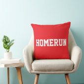 鮮やかな赤地に白文字でHOMERUNと書かれた、かっこいい野球デザイン クッション (椅子)