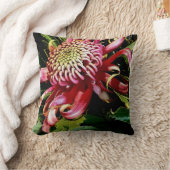 「鮮やかな赤」フローラ クッション (ブランケット)