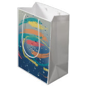 鮮やかティール（緑がかった色）、オレンジ、黄、珊瑚のブラシストローク ミディアムペーパーバッグ (裏面アングル)