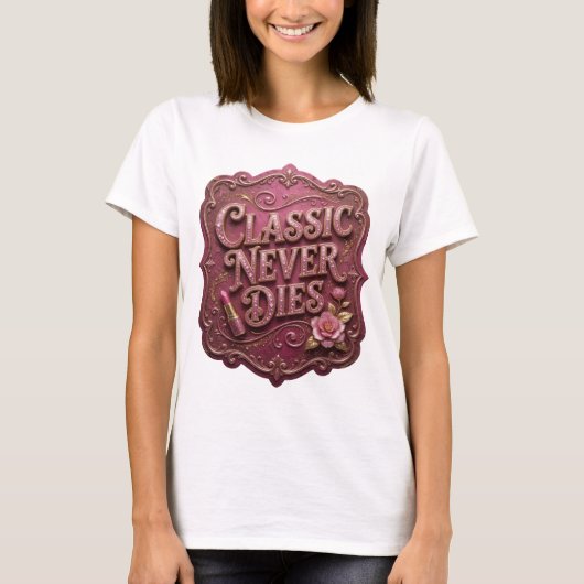 鮮やかピンクのCLASSIC NEVER DIES Tシャツ (正面)