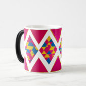 鮮やかレトロ幾何学的な三角形 – モーフィングマグ モーフィングマグカップ (正面左)