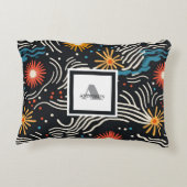 鮮やか抽象芸術フローラ波オン黒 アクセントクッション (裏面)