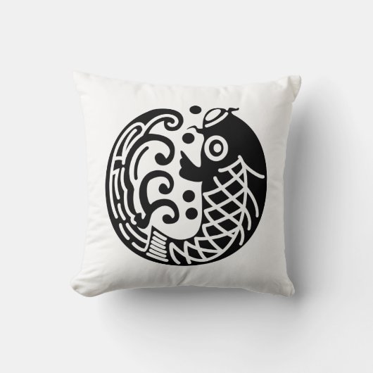 鯉と波 クッション (正面)