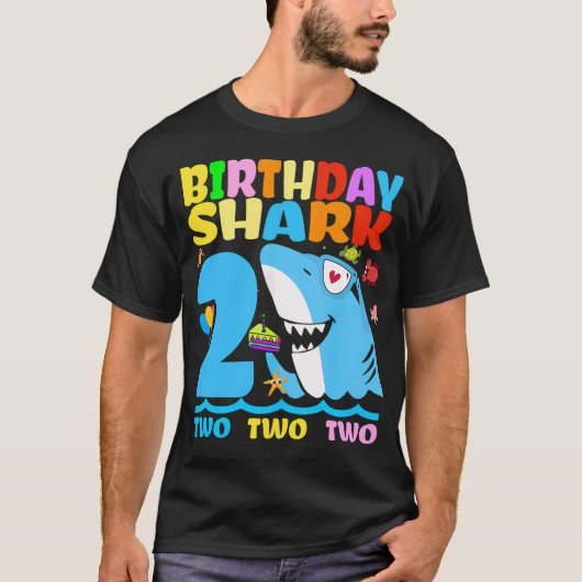 鯉のエネルギー - 日本の魚パワーデザイン Tシャツ (正面)