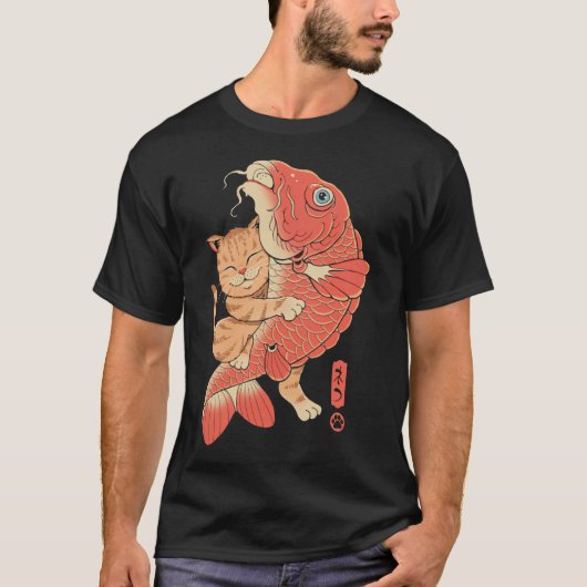 鯉を捕まえる猫 Tシャツ (正面)
