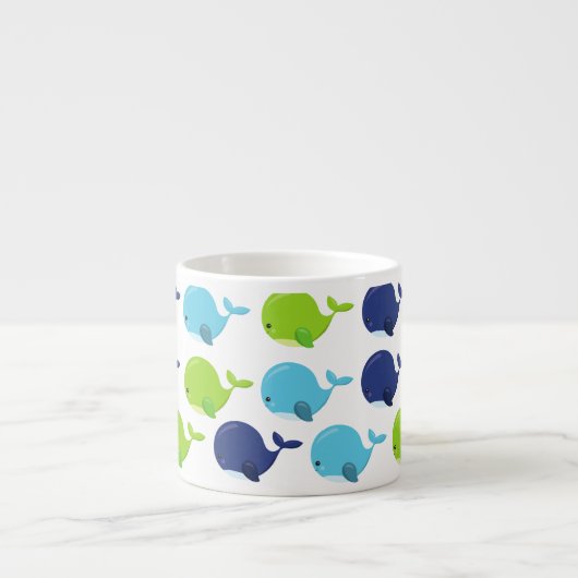 鯨の模様、かわいいクジラ、あなたの名前 エスプレッソカップ (正面)