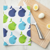 鯨の模様、かわいいクジラ、あなたの名前 キッチンタオル (四つ折り)