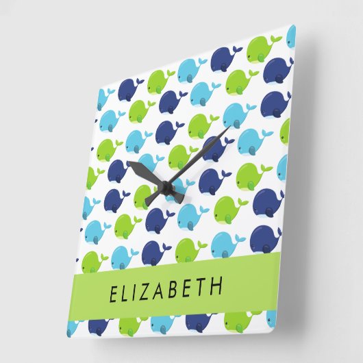 鯨の模様、かわいいクジラ、あなたの名前 スクエア壁時計 (傾斜)