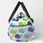 鯨の模様、かわいいクジラ、海獣 ダッフルバッグ (右)