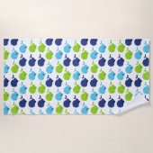 鯨の模様、かわいいクジラ、海獣 ビーチタオル (正面)