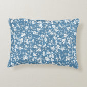 鳥および植物のオーナメントが付いているパターン アクセントクッション (裏面)