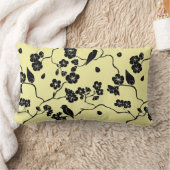 鳥がさくらんぼで黒にレモンイエロー ランバークッション (ブランケット)