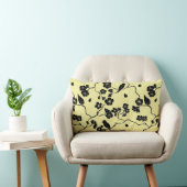 鳥がさくらんぼで黒にレモンイエロー ランバークッション (椅子)