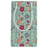 鳥が付いている漫画の花パターン スモールペーパーバッグ (正面)