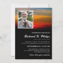 鳥が日の出で写真祝を撮る