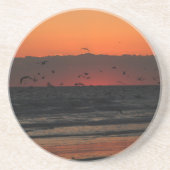 鳥が飛んでいるビーチ写真を越えて コースター (正面)