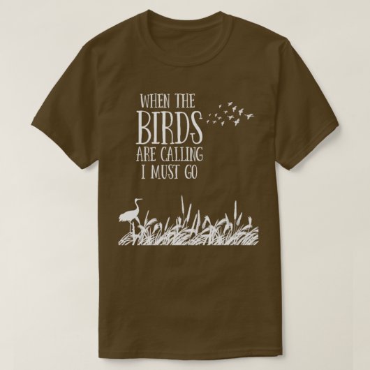 鳥が鳴いている時の鳥の見張りデザイン Tシャツ (デザイン正面)